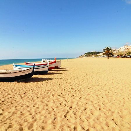 Homeholidaysrentals Lorraine Мальграт-де-Мар Экстерьер фото